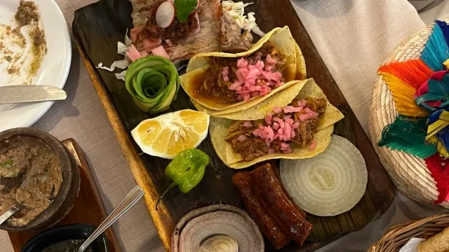 おススメのユカタン料理　コチニータピビル