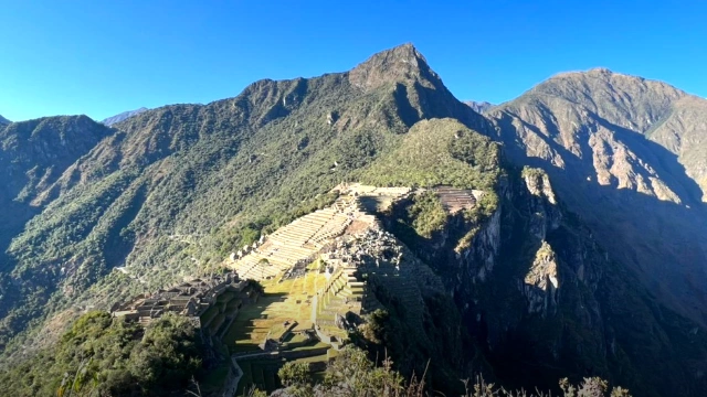 ウチュイピチュ登山道からの風景